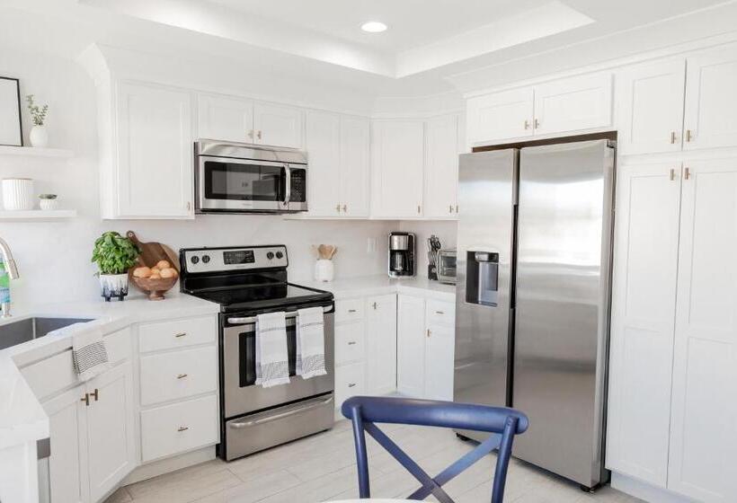 Presidential Suite Mountain/lake Views W/heated Pools  Pga West