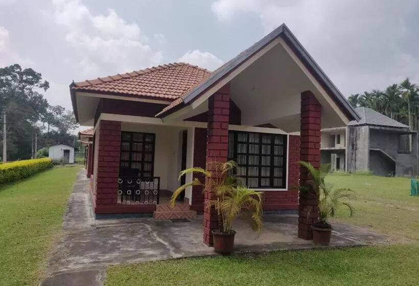استراحتگاه Dubare Inn Coorg