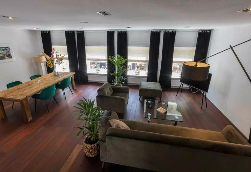リゾートホテル Luxe Apartment   Ooststraat 7 Domburg Ijsvogel