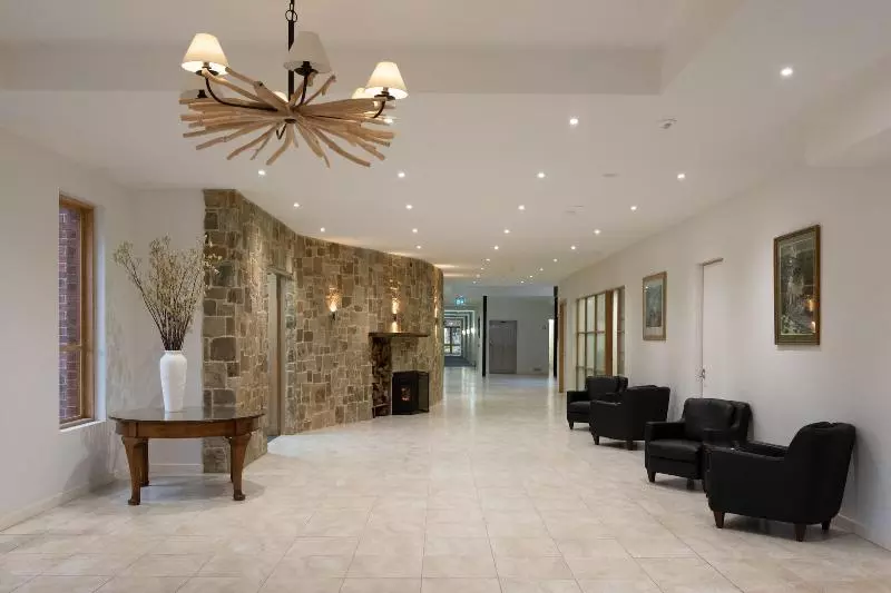 ホテル Elkanah Lodge And Conference Centre