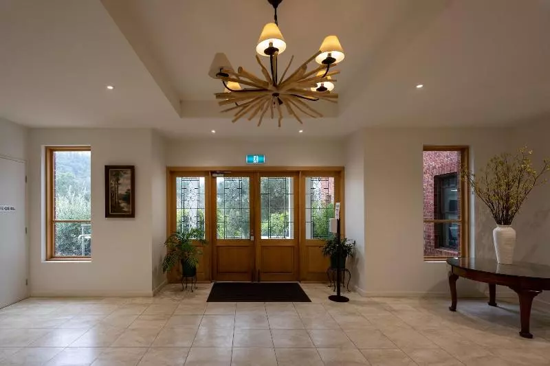 ホテル Elkanah Lodge And Conference Centre