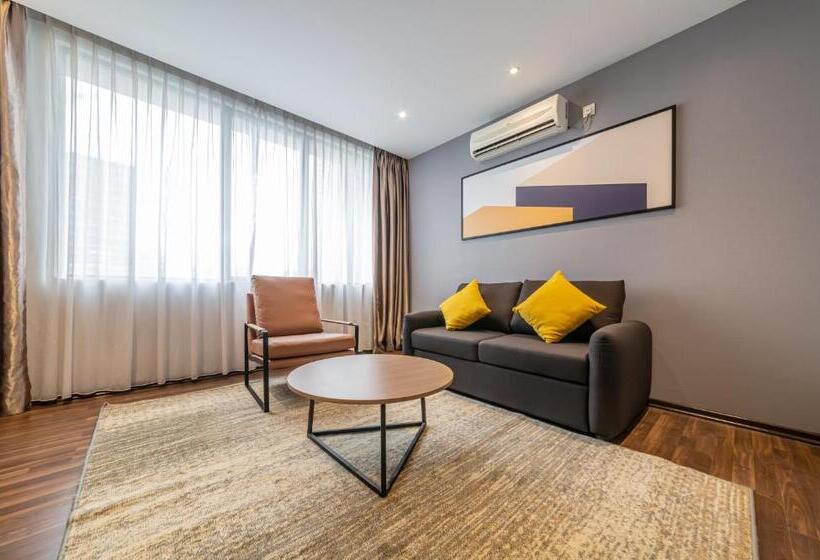 Fives Hotel Johor Bahru City Centre