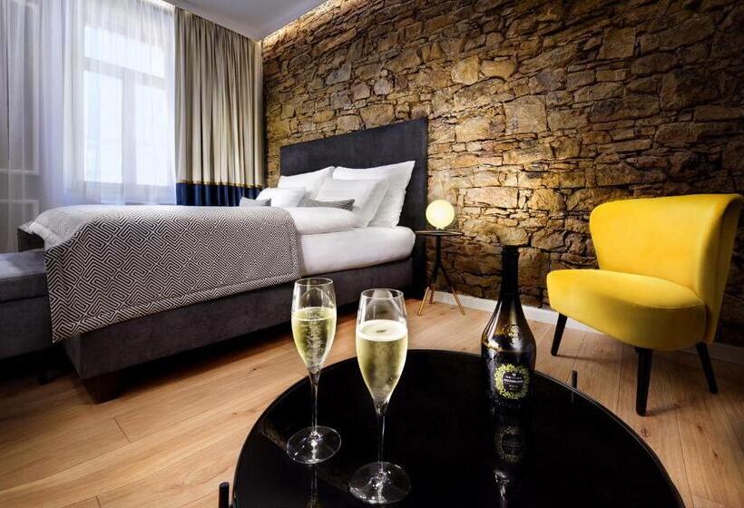 בית מלון כפרי Kalix Boutique