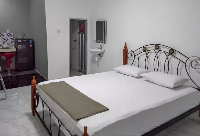 ホテル Koolkost @ Jalan Samratulangi Manado (minimum Stay 6 Nights)
