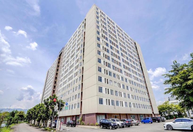 فندق Oyo 90042 Emerald Towers