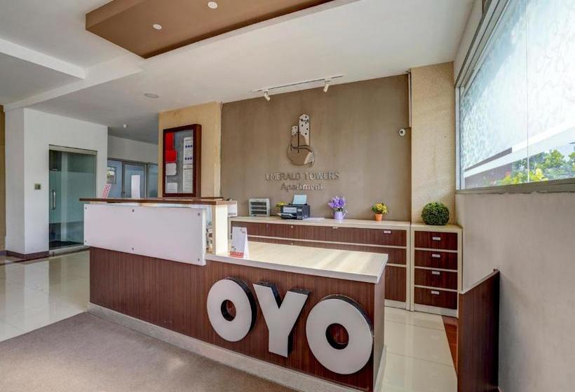 فندق Oyo 90042 Emerald Towers