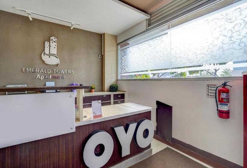 فندق Oyo 90042 Emerald Towers