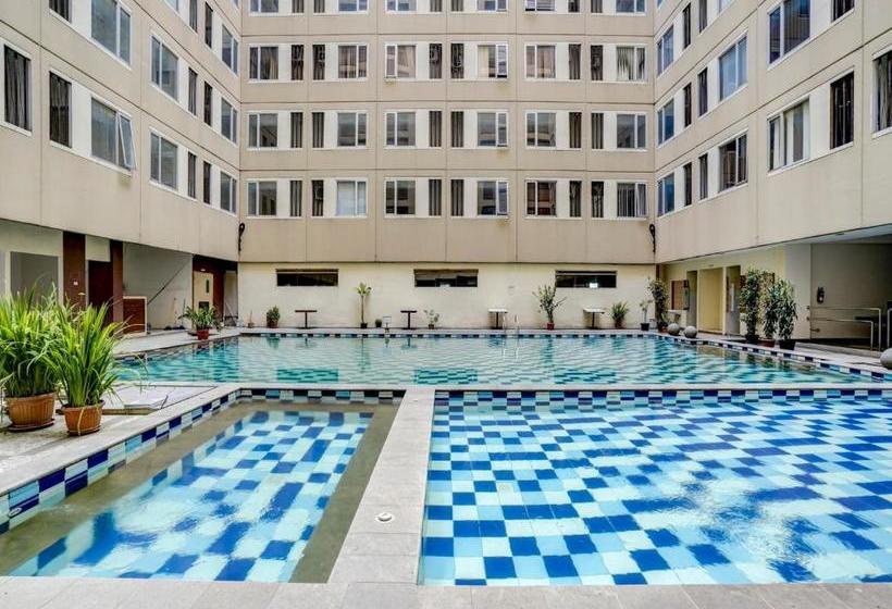 فندق Oyo 90042 Emerald Towers