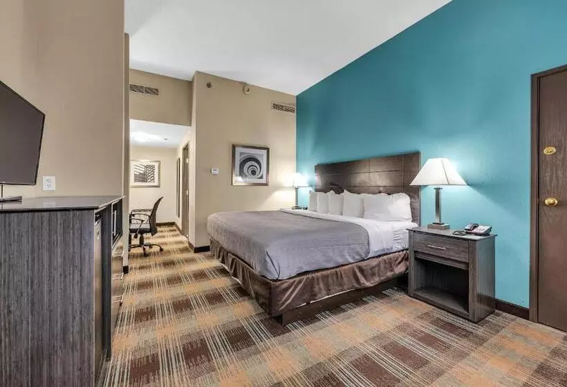 ホテル Quality Inn Roseville Detroit North