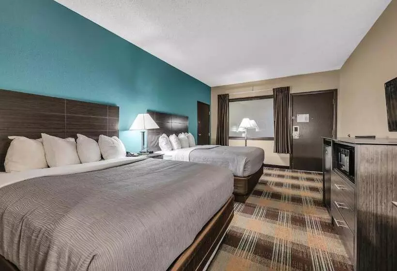 ホテル Quality Inn Roseville Detroit North