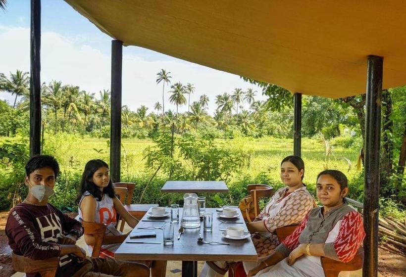 Hotel Shunyachi Lotusfeet