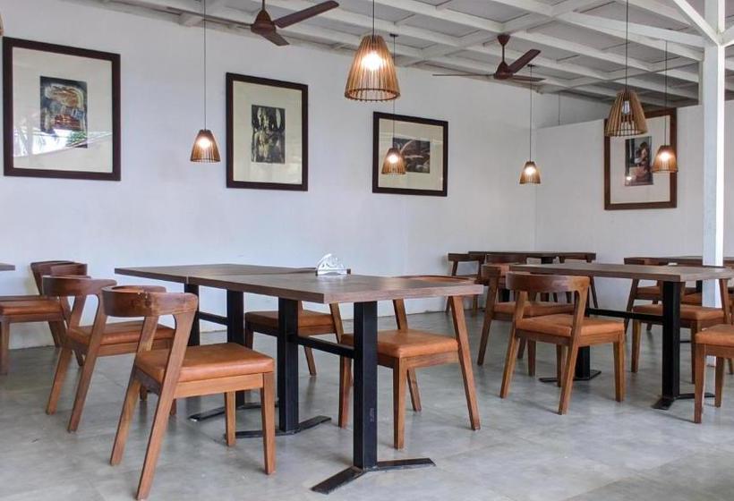 Hotel Shunyachi Lotusfeet