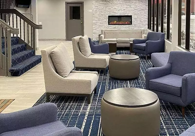 ホテル Quality Inn Roseville Detroit North