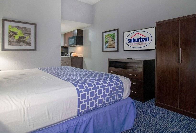 Отель Quality Inn Roseville Detroit North