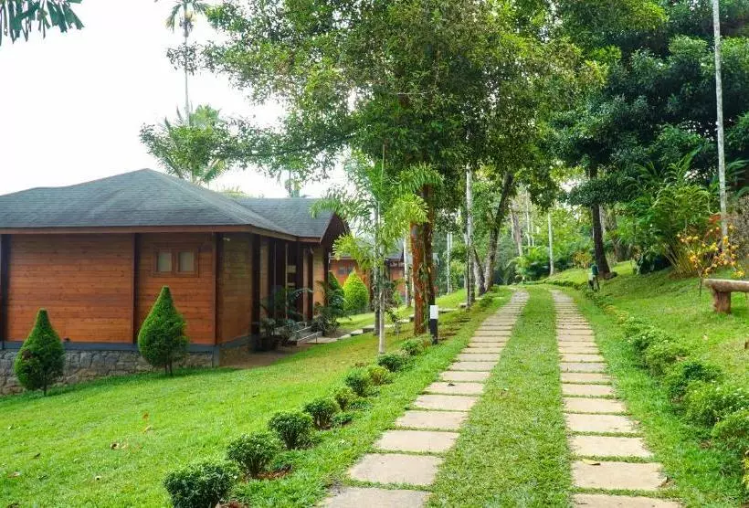 ペンション Room In Villa   Lakerose Wayanad Resort