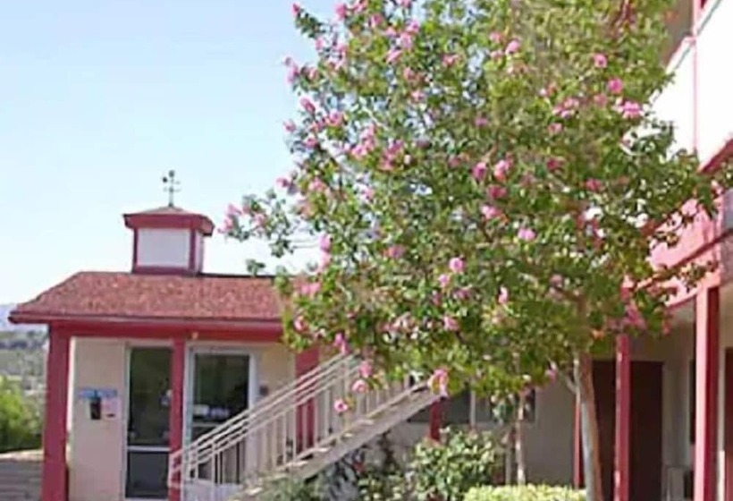 High Desert Motel Joshua Tree National Park