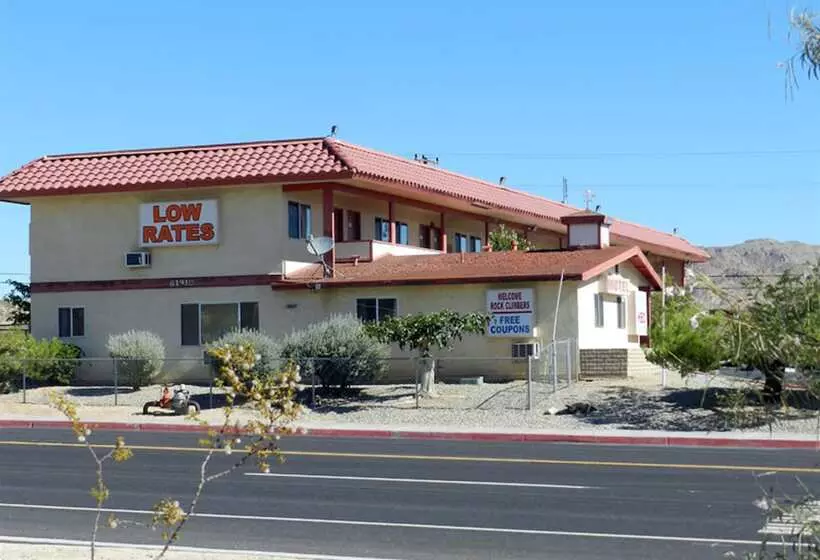 High Desert Motel Joshua Tree National Park