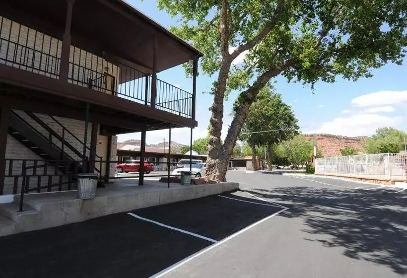 酒店 Aiken S Lodge