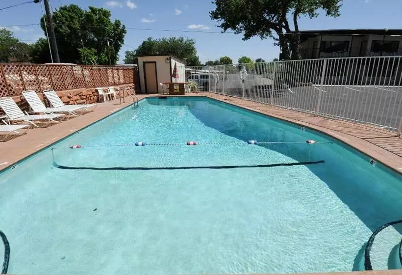 酒店 Aiken S Lodge