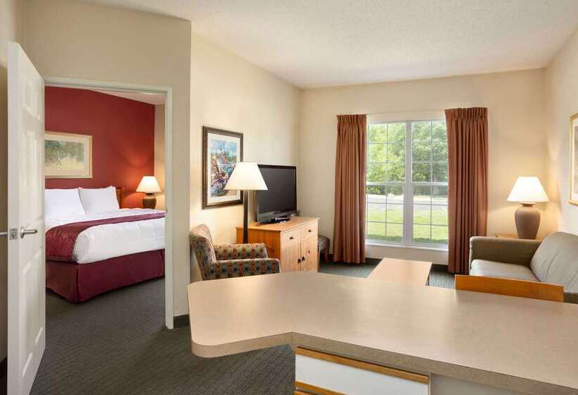 فندق Baymont By Wyndham Wichita East