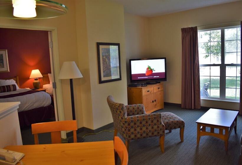 فندق Baymont By Wyndham Wichita East