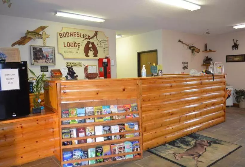 ホテル Booneslick Lodge Neosho