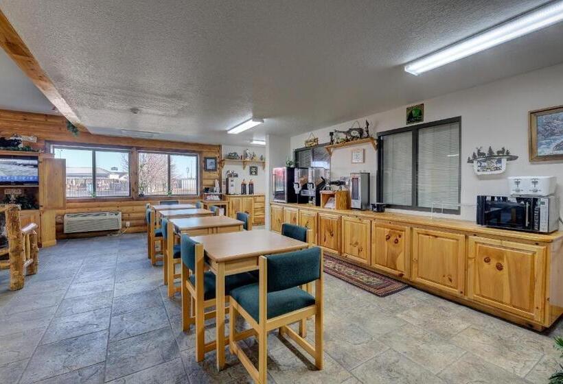 فندق Booneslick Lodge   Neosho