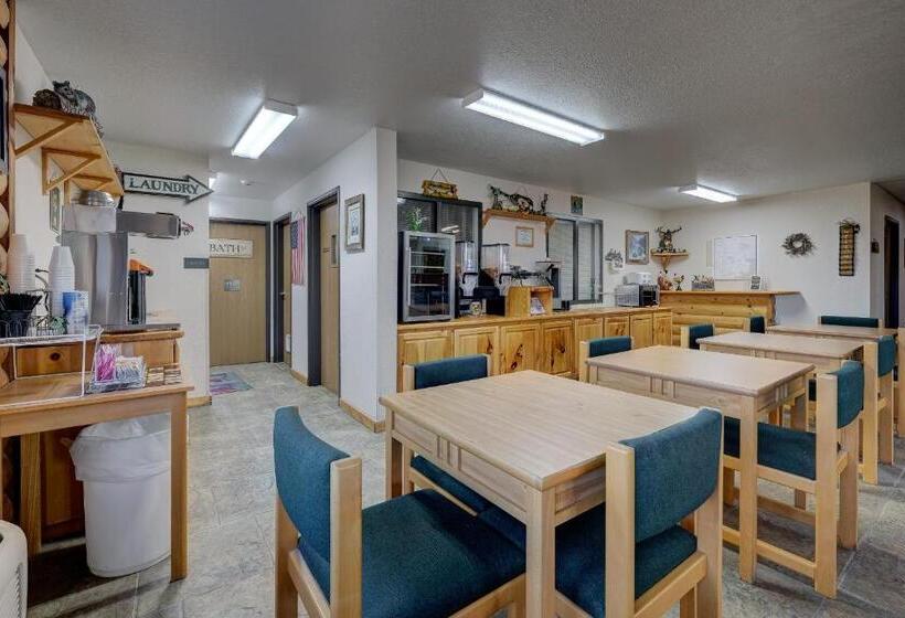 فندق Booneslick Lodge   Neosho