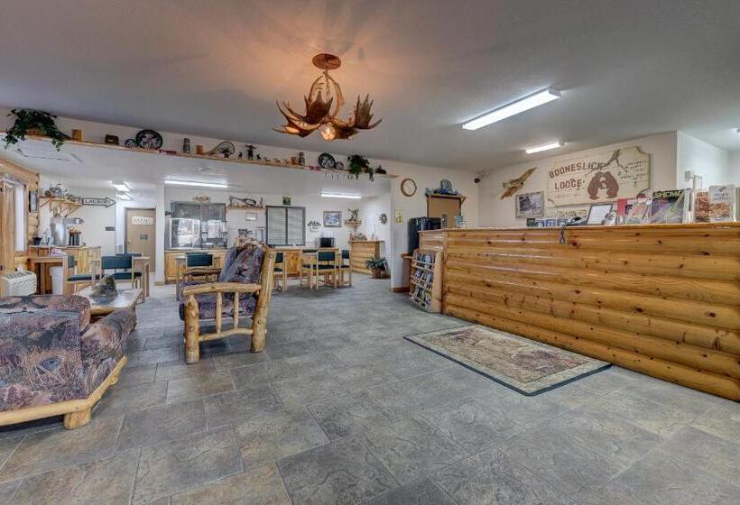فندق Booneslick Lodge   Neosho