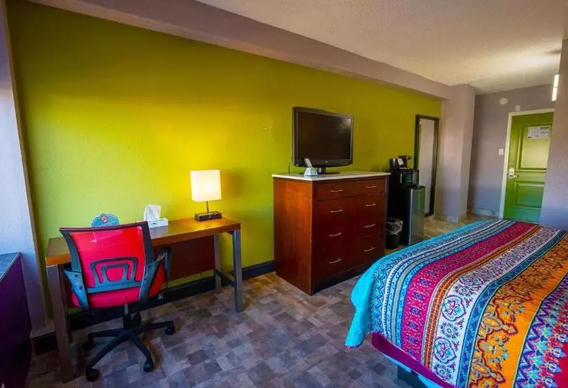 هتل Philly Inn & Suites