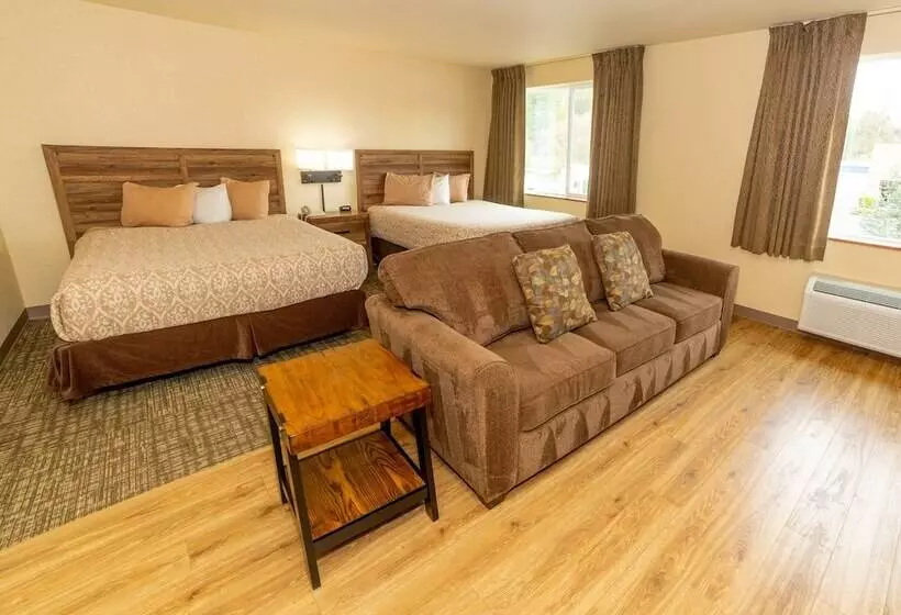 Отель Clatskanie River Inn