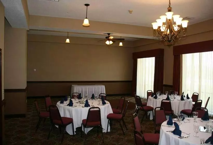 Grand Plaza Hotel Branson