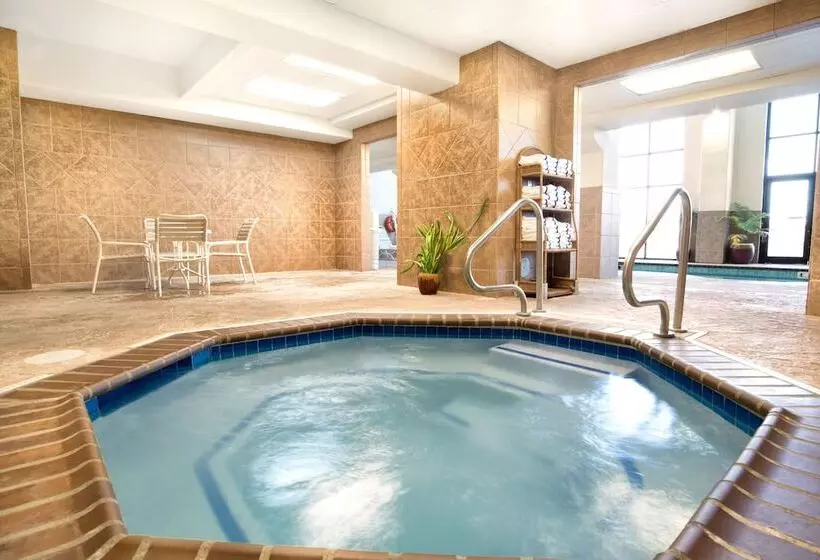 Grand Plaza Hotel Branson