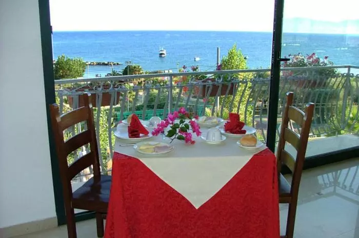 Отель Green Garden Club