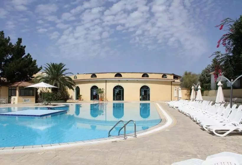 Отель Green Garden Club