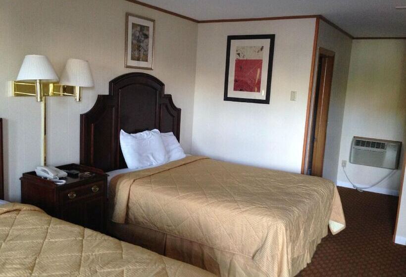 Hotel Harbor Base Pineapple Inn