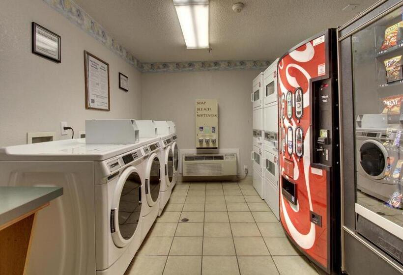 호텔 Intown Suites Extended Stay Murfreesboro Tn   Mtsu