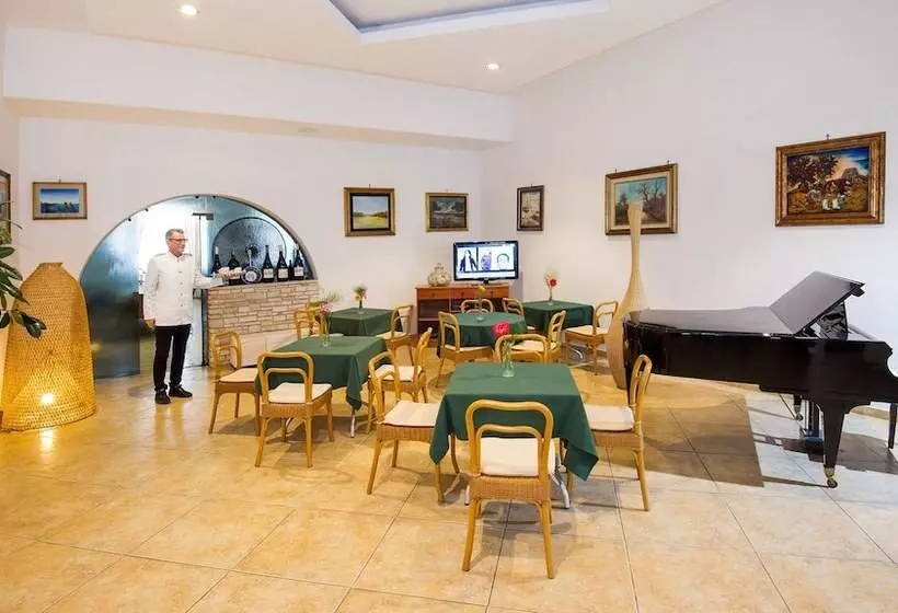 Joli Park Hotel   Caroli Hotels