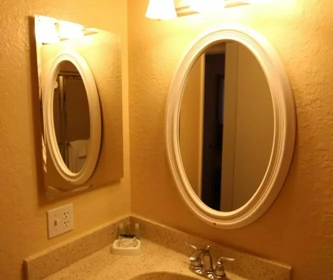 酒店 Lake Arrowhead Chalets