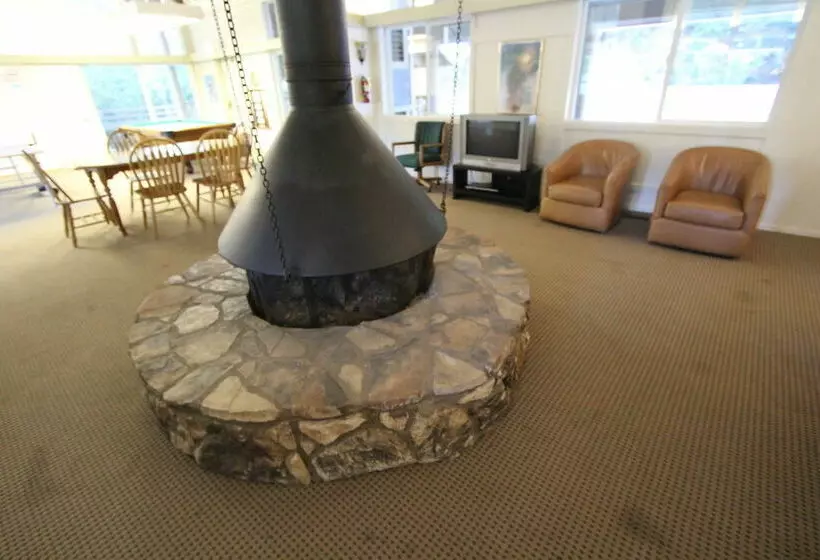 酒店 Lake Arrowhead Chalets