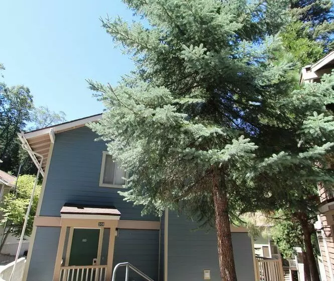 酒店 Lake Arrowhead Chalets