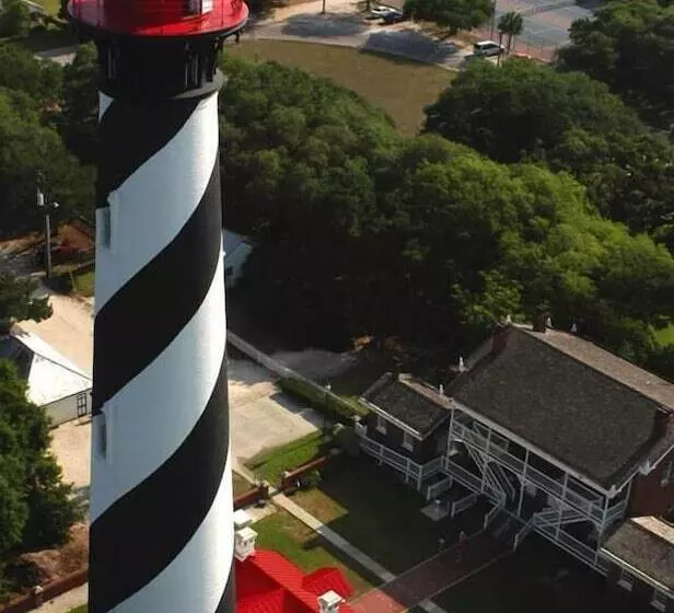 Отель Ocean Sands Beach Boutique Inn 1 Acre Private Beach St Augustine Historic 2 Miles Shuttle With Downt