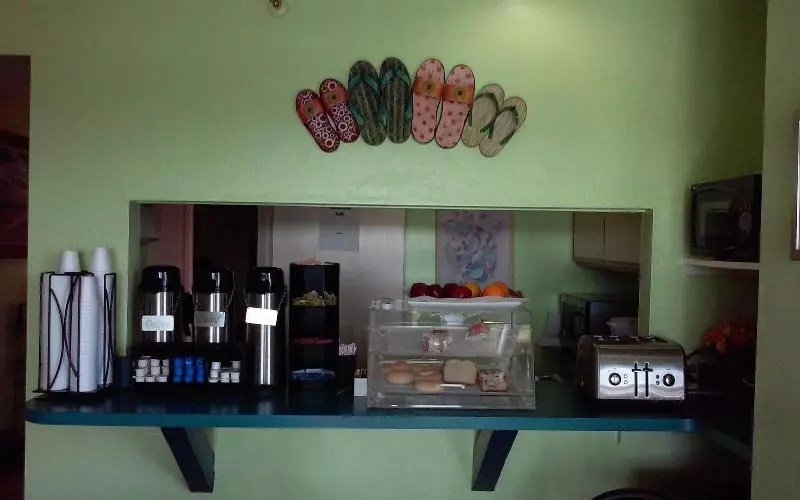 Отель Ocean Sands Beach Boutique Inn 1 Acre Private Beach St Augustine Historic 2 Miles Shuttle With Downt