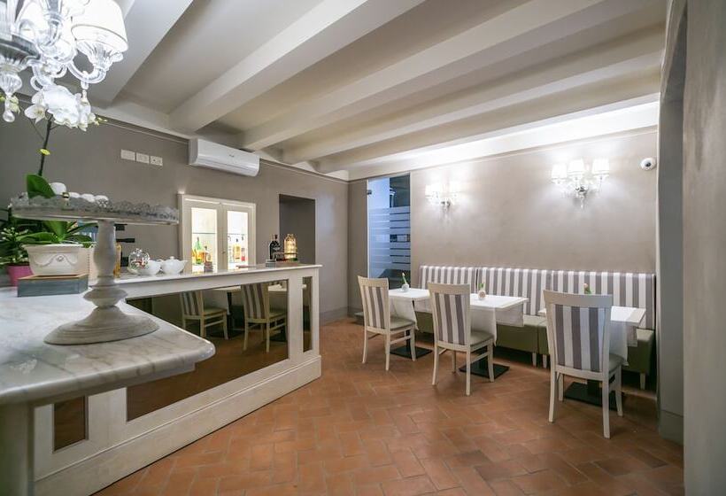 فندق Palazzo Leopoldo Dimora Storica & Spa