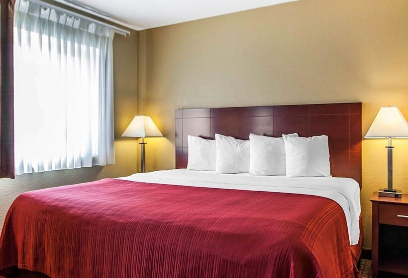 فندق Quality Inn & Suites Davenport Near I 80