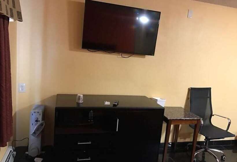 酒店 Travelodge By Wyndham Avenel Woodbridge