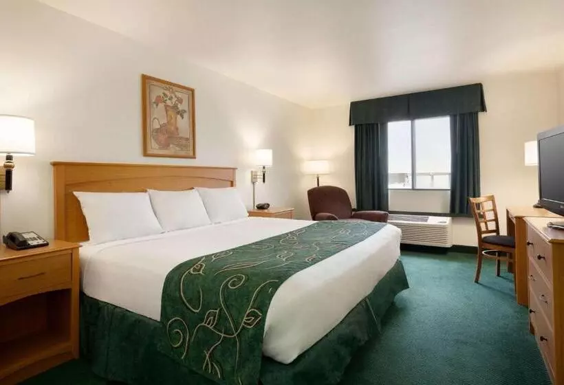 فندق Travelodge By Wyndham Milford