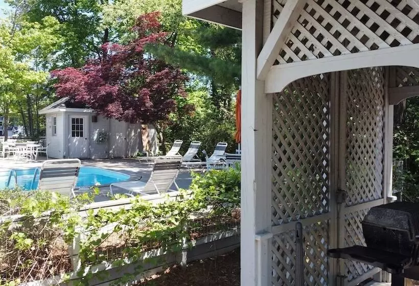 Hotelli Traverse Bay Inn