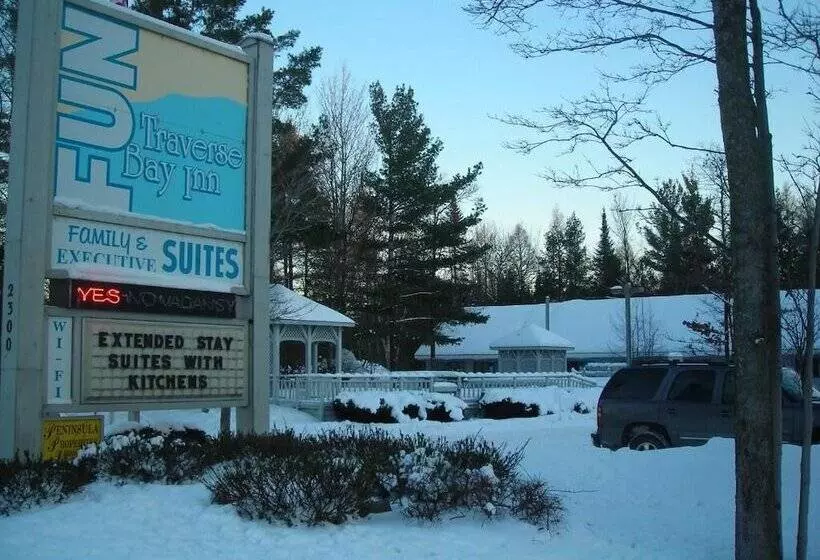 Hotelli Traverse Bay Inn