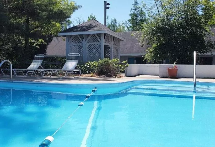 Hotelli Traverse Bay Inn